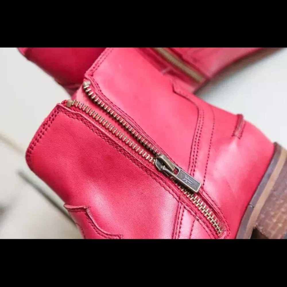 Authentic Frye Boots with Shoe Box - Picture 5 of 8